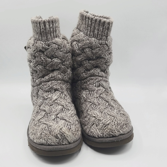 UGG Isla Cableknit Boots Gray Grey Size 8 - Picture 2 of 13